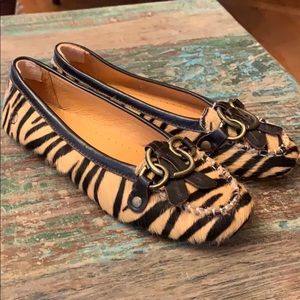 Animal print moccasins in great condition!